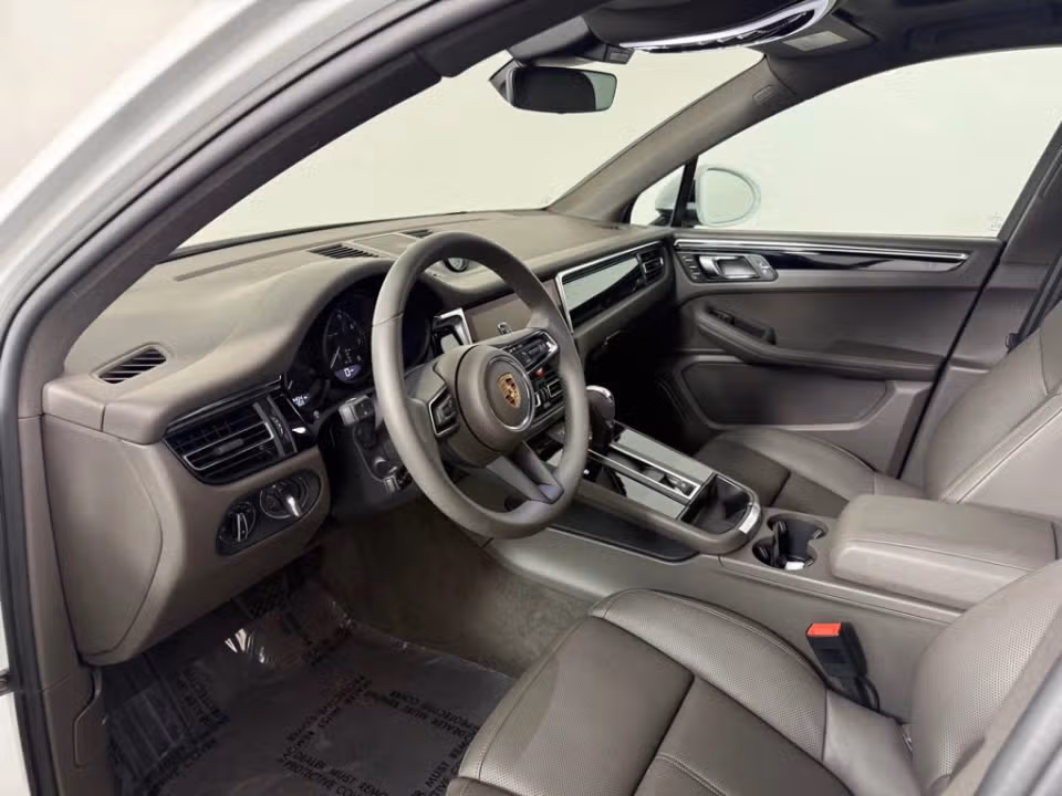 2026 Porsche Macan Base - Photo 27
