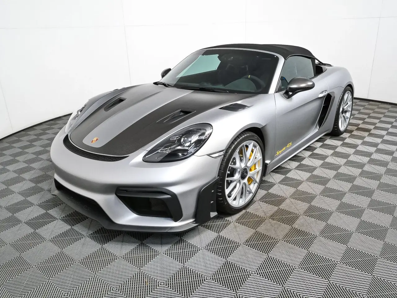 2025 Porsche 718 Spyder RS (982)