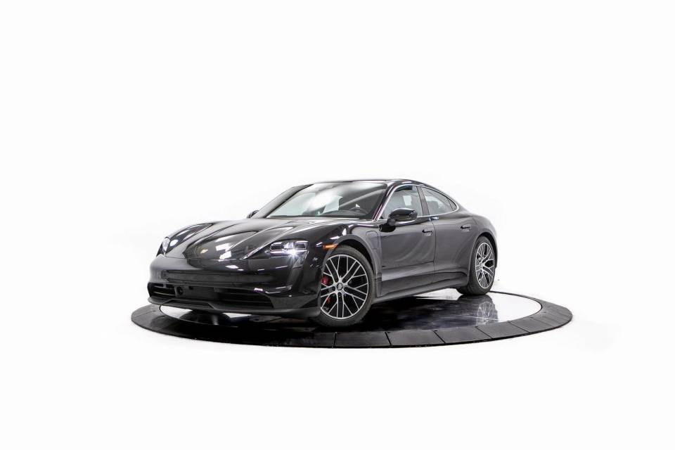 2022 Porsche Taycan S