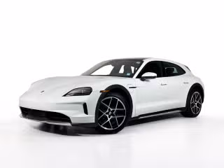 2025 Porsche Taycan 4 Cross Turismo's photo