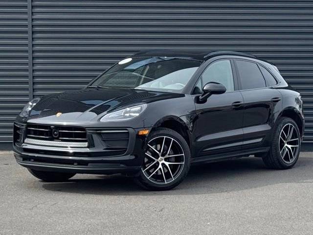 2023 Porsche Macan Base