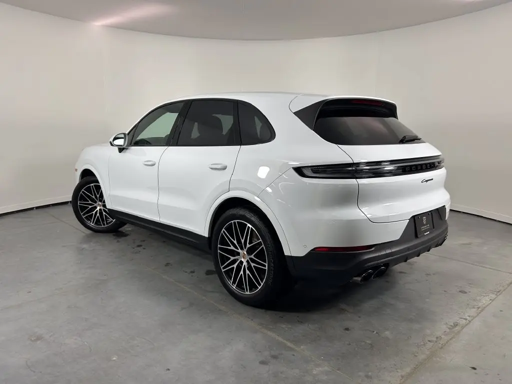 2026 Porsche Cayenne Base - Photo 24
