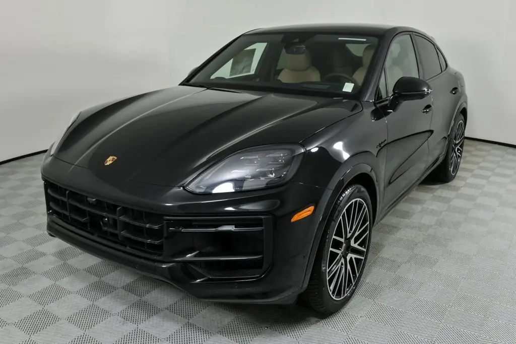 2025 Porsche Cayenne Coup S E-Hybrid - Photo 8