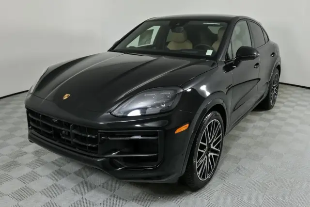 2025 Porsche Cayenne Coup S E-Hybrid - Photo 6