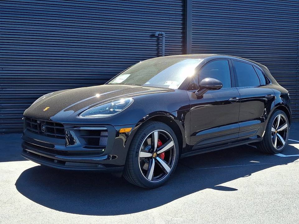 2026 Porsche Macan