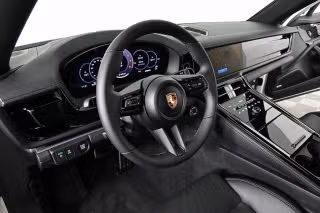 2025 Porsche Panamera Base - Photo 25