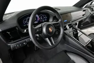 2025 Porsche Panamera Base - Photo 29