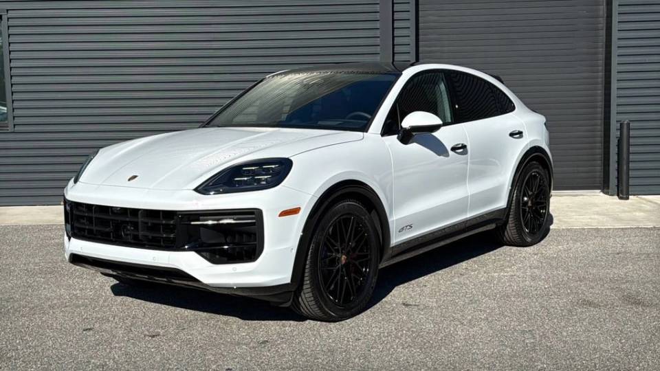 2026 Porsche Cayenne Coup