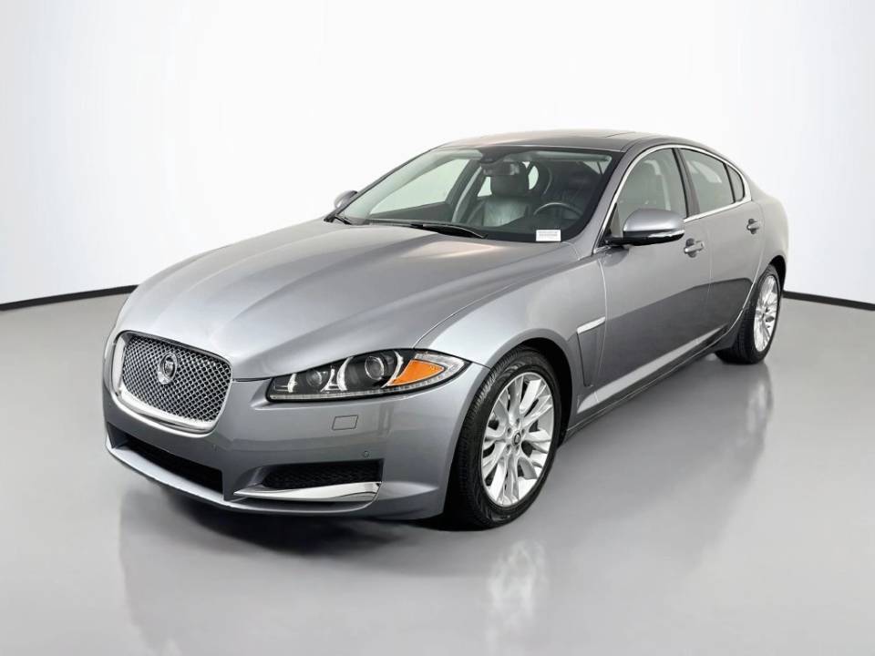 2013 Jaguar XF Base