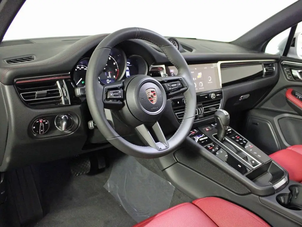 2026 Porsche Macan Base - Photo 32