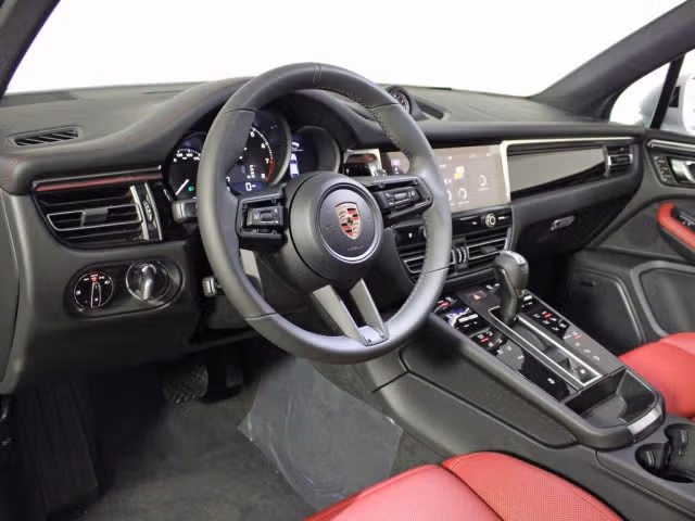 2026 Porsche Macan Base - Photo 26
