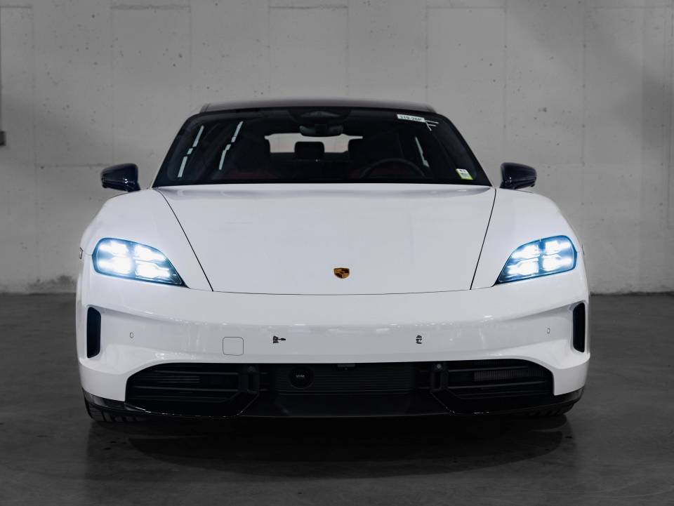 2026 Taycan 4 Black Edition listing photo