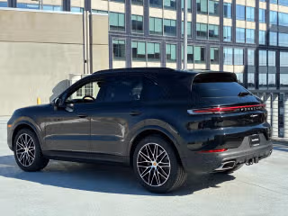 2026 Porsche Cayenne Base - Photo 17