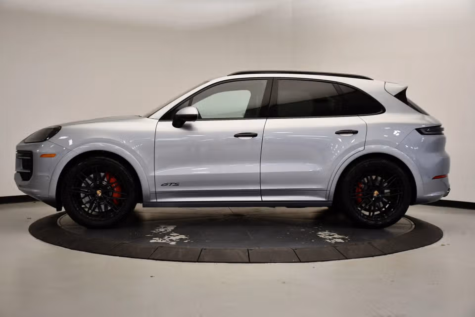 2026 Porsche Cayenne GTS - Photo 11