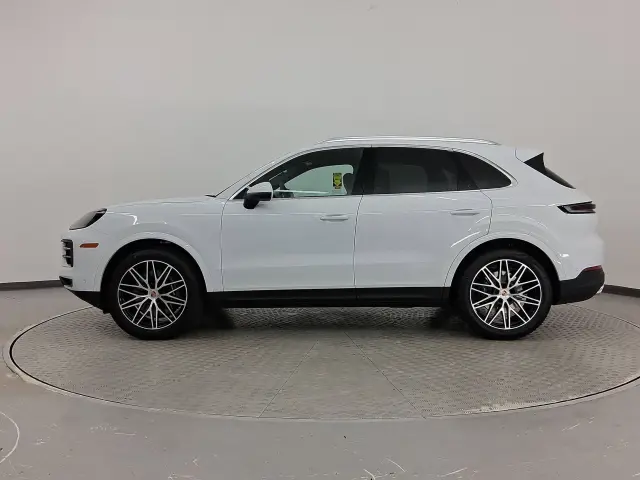2026 Porsche Cayenne Base - Photo 14