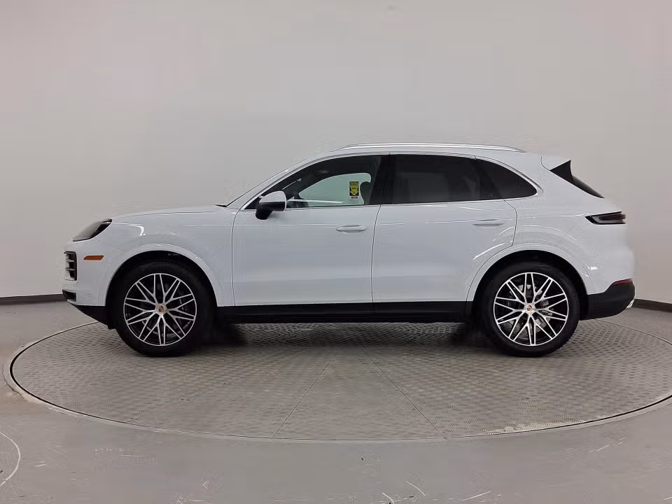 2026 Porsche Cayenne Base - Photo 11