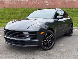 2021 Porsche Macan S's photo