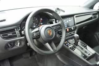 2026 Porsche Macan Base - Photo 25
