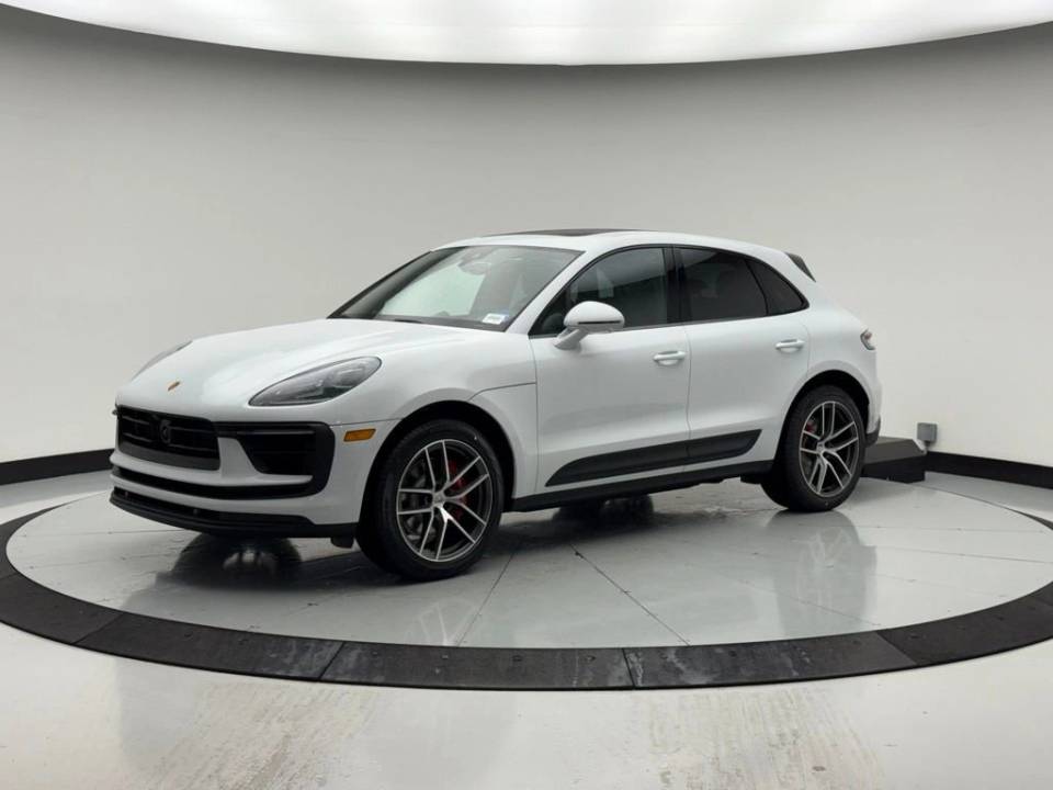 2026 Porsche Macan