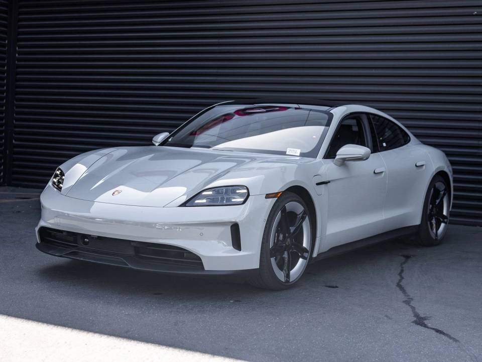 2026 Porsche Taycan S
