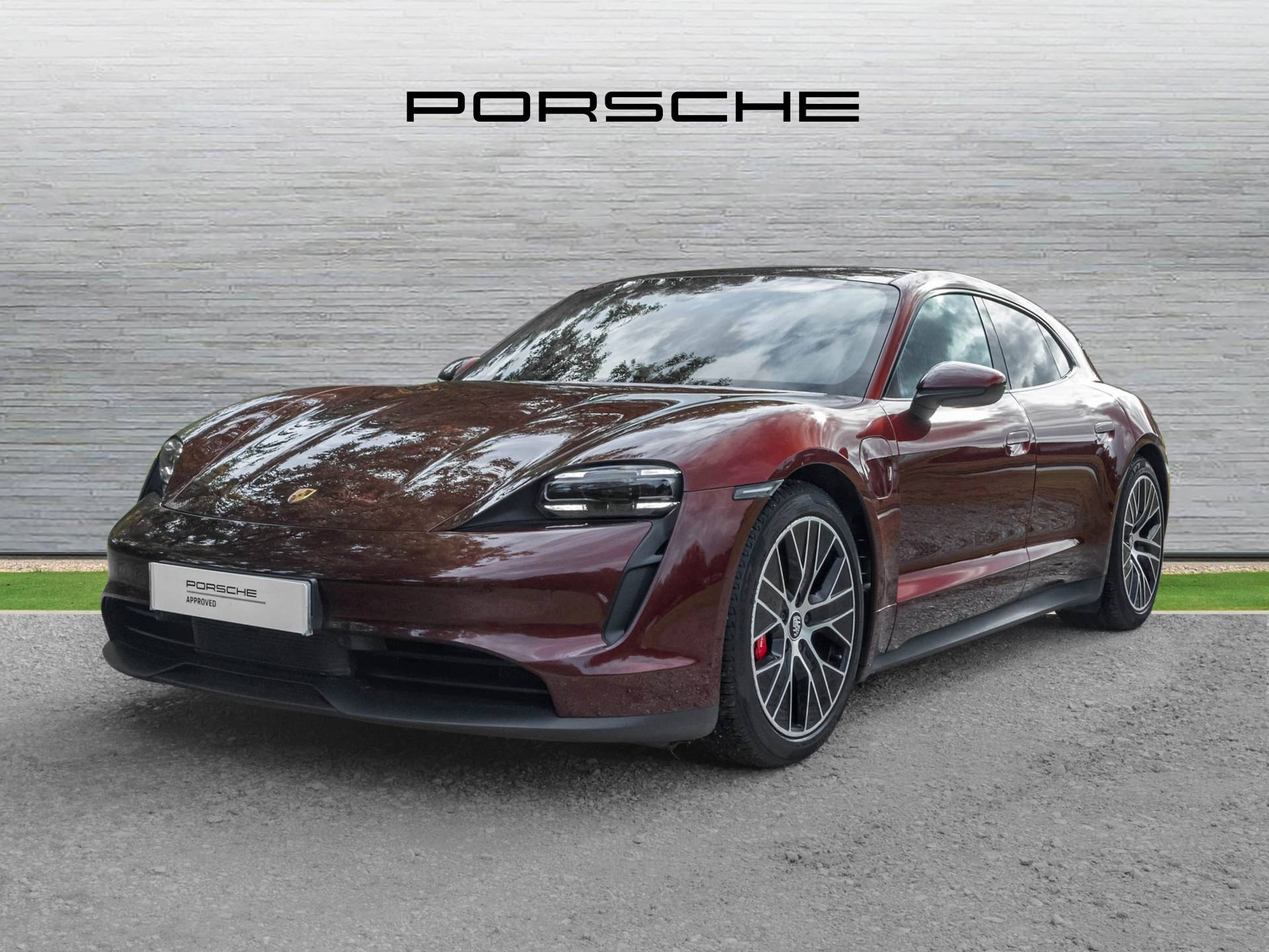 Taycan 4S Sport Turismo, photo 2 of 32