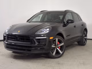 2026 Porsche Macan S's photo