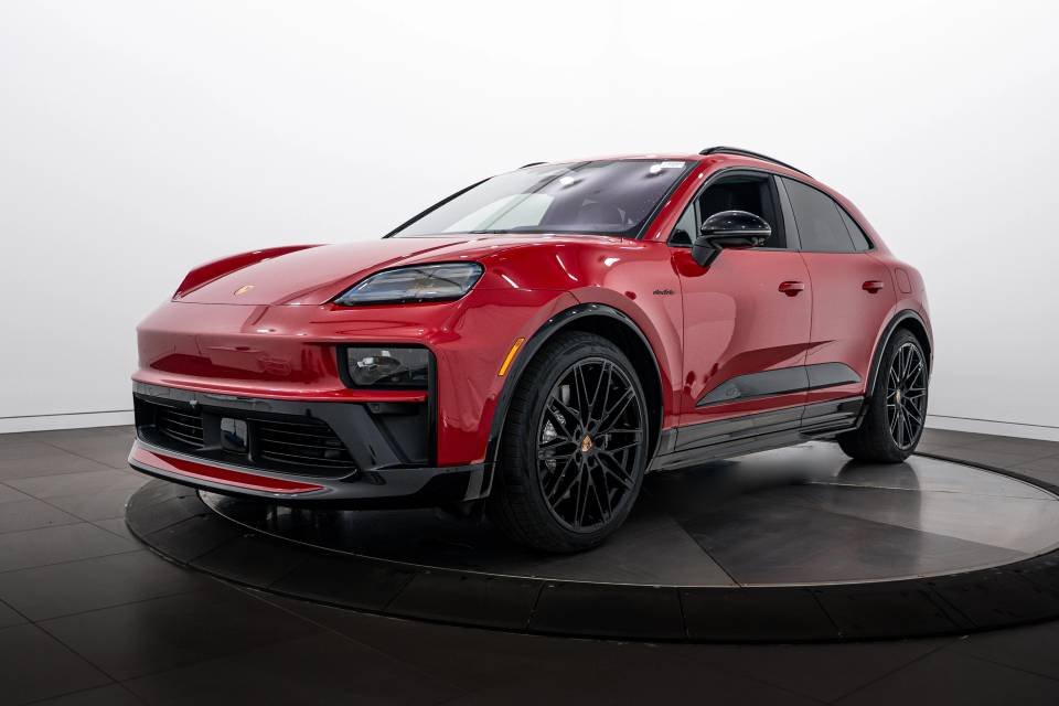 2026 Porsche Macan