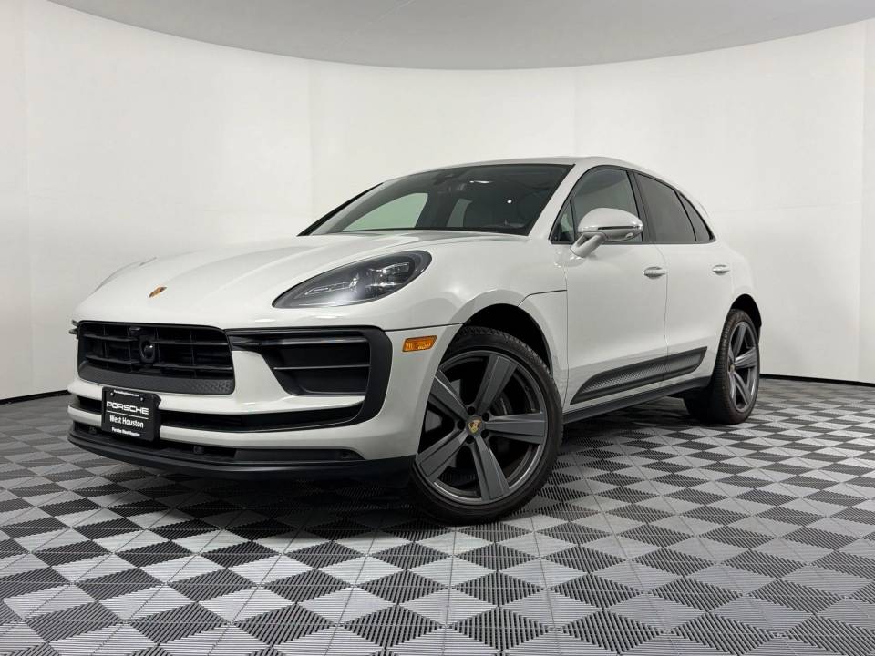 2024 Porsche Macan