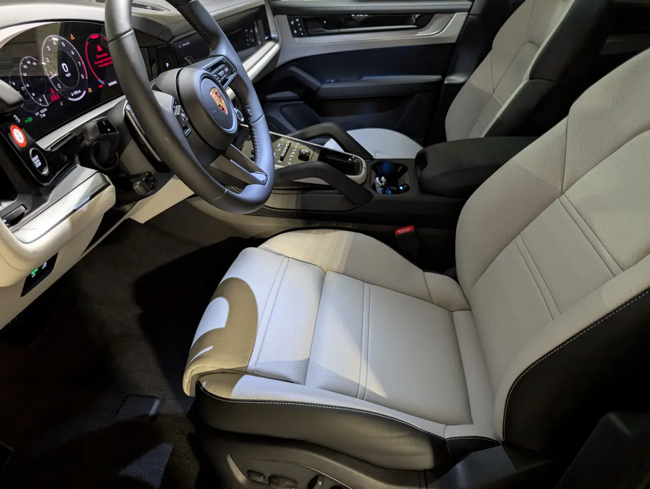 2026 Porsche Cayenne Base - Photo 40