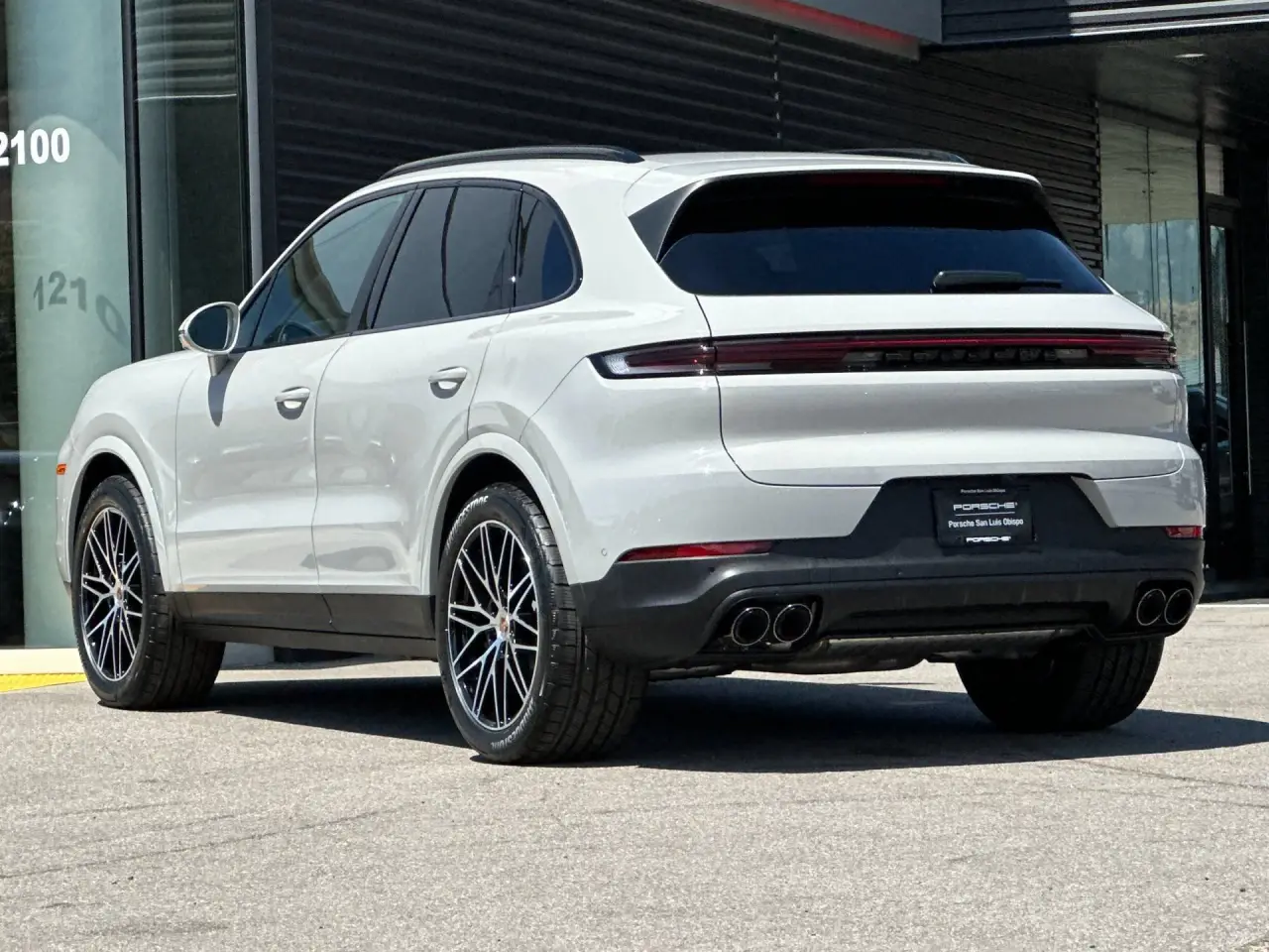 2026 Porsche Cayenne Base - Photo 24