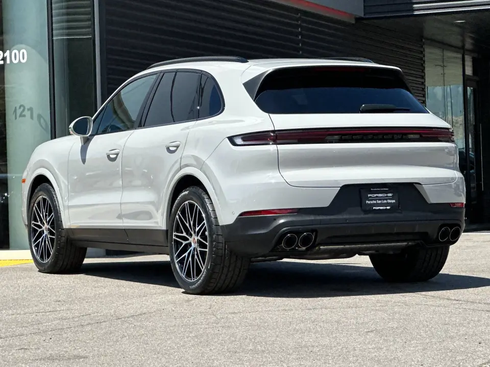2026 Porsche Cayenne Base - Photo 23