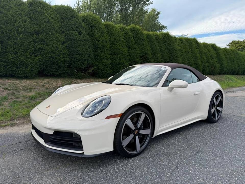 2025 Porsche 911