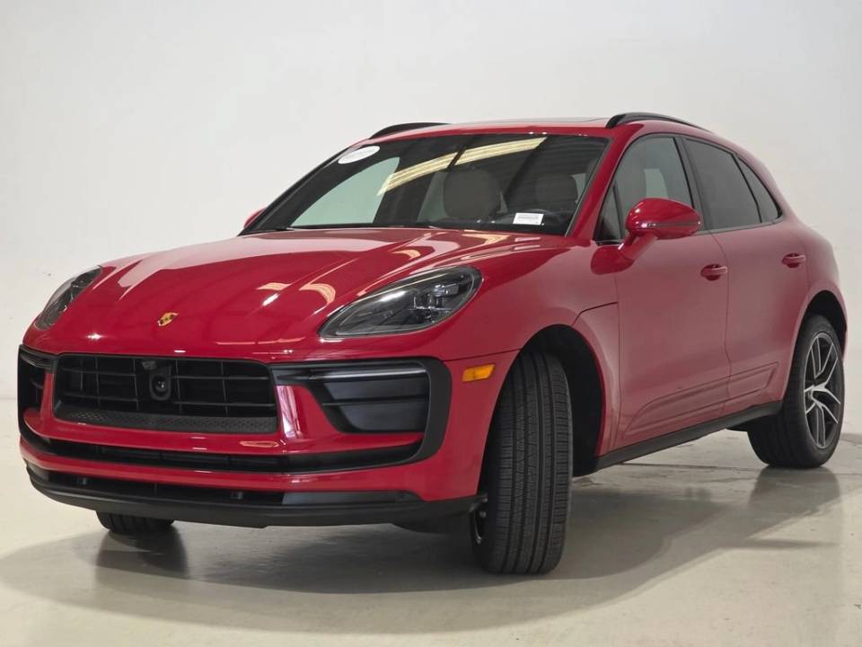 2026 Porsche Macan Base