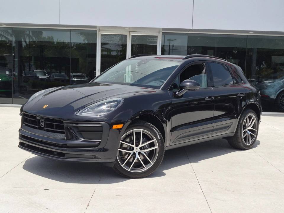 2026 Porsche Macan
