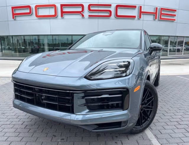 Used 2026 Porsche Cayenne Coup S E-Hybrid with VIN WP1BN2AY9TDA55276 for sale in Davie, FL
