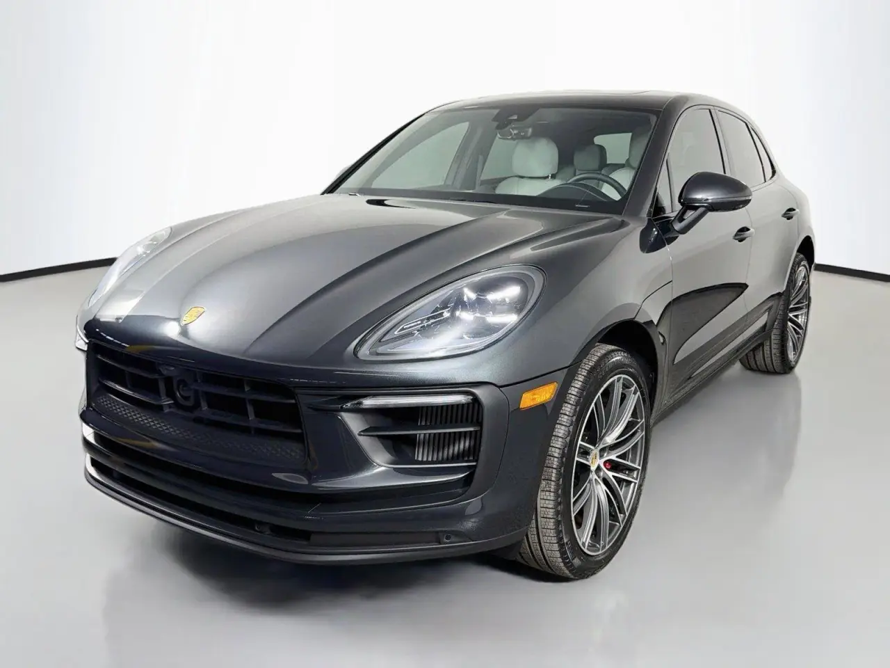 2026 Porsche Macan S - Photo 8