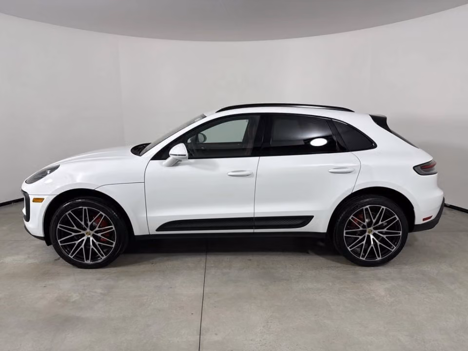 2026 Porsche Macan S - Photo 11