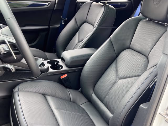 2026 Porsche Macan S - Photo 34
