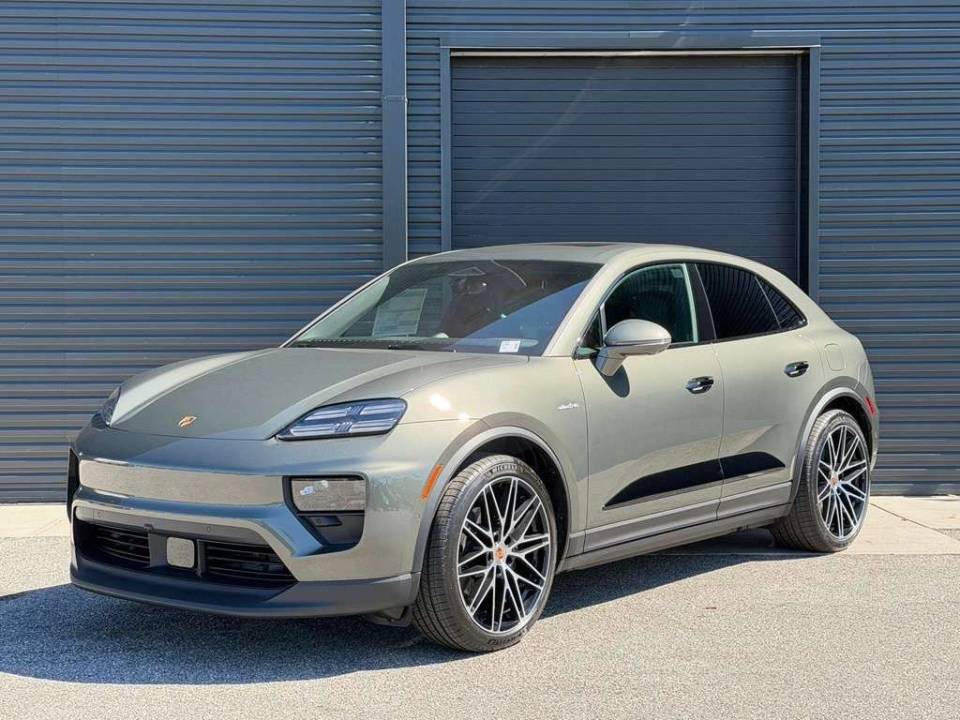 2026 Porsche Macan