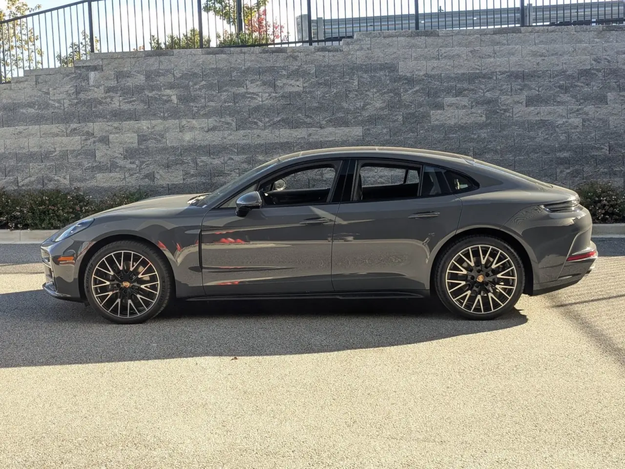 2026 Porsche Panamera Base - Photo 16