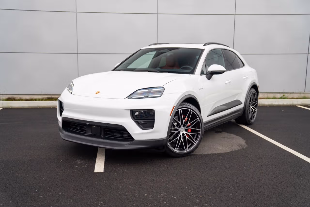 2026 Porsche Macan S - Photo 4