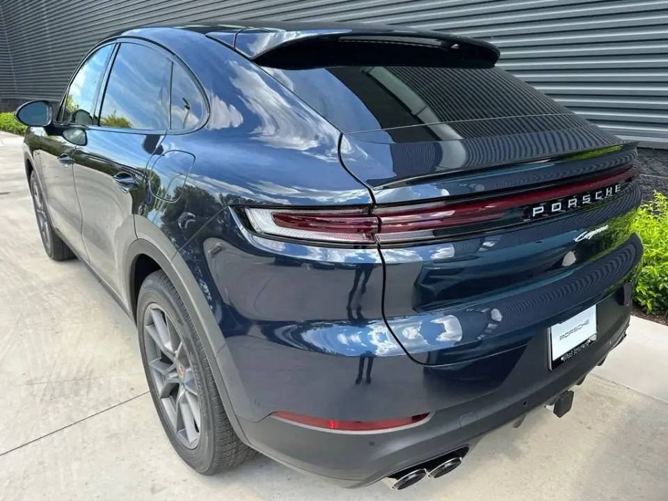 2025 Porsche Cayenne Coup E-Hybrid - Photo 23