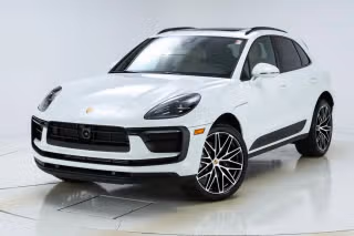 2026 Porsche Macan's photo