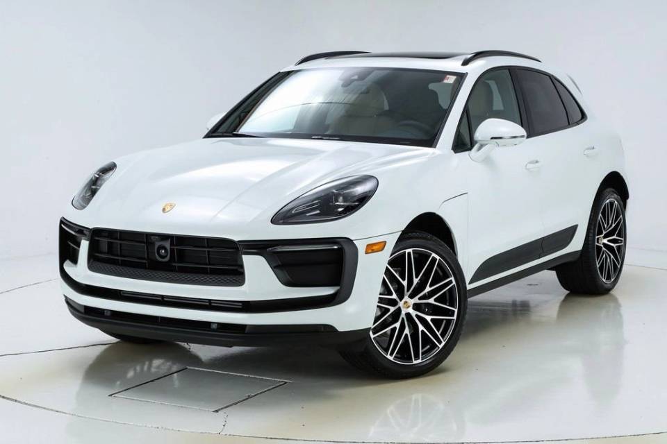 2026 Porsche Macan