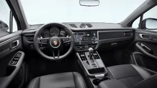 2025 Porsche Macan - Photo 29