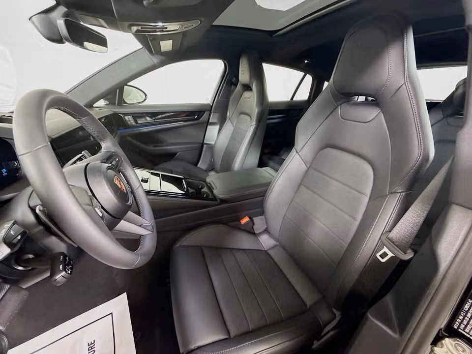 2025 Porsche Panamera Base - Photo 35