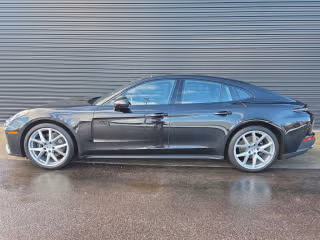 2026 Porsche Panamera Base - Photo 9