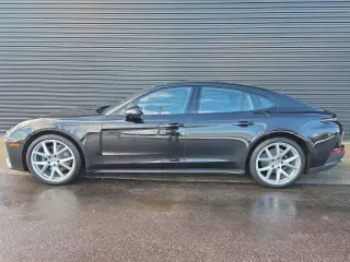 2026 Porsche Panamera Base - Photo 13