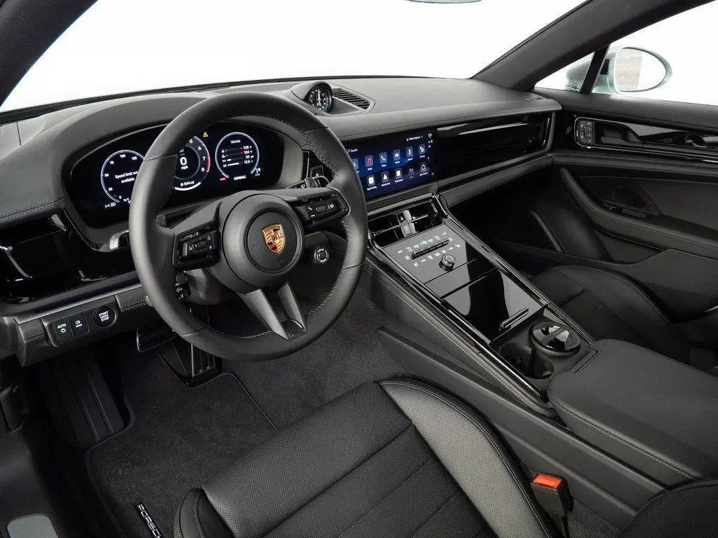 2026 Porsche Panamera Base - Photo 32