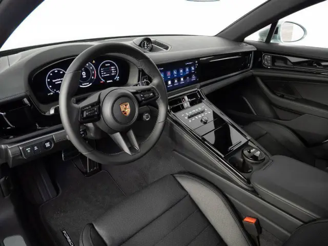 2026 Porsche Panamera Base - Photo 30